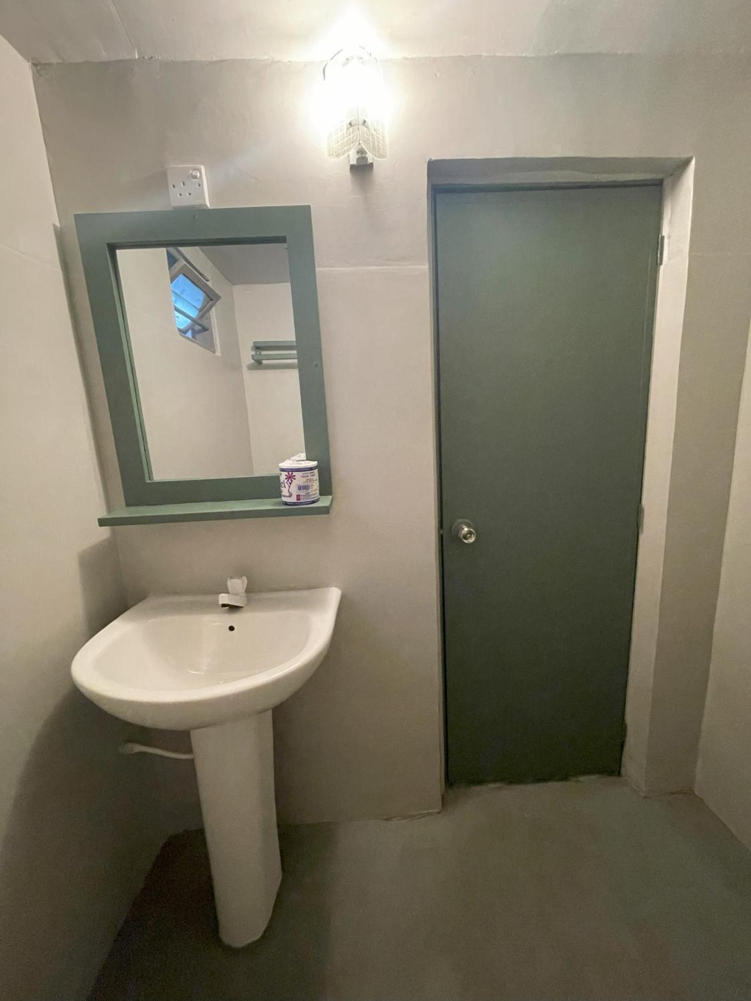 Hawara Coliving Midigama Hotel Exterior foto